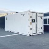 Uued valged 20-jalased konteinerid.